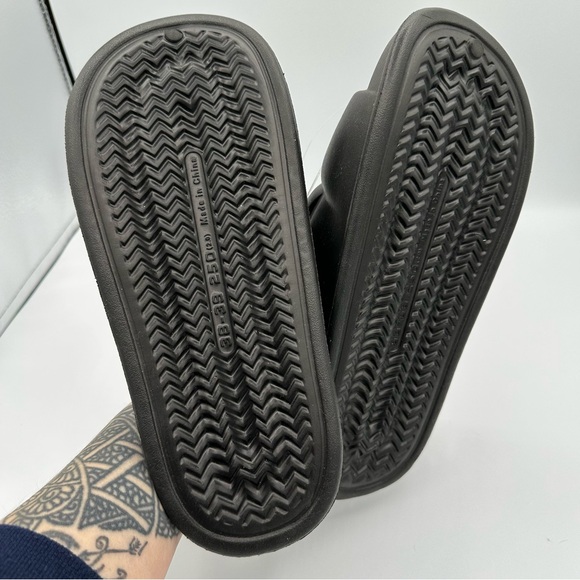 New black cloud shoes slides sandals size 7 - Picture 4 of 5